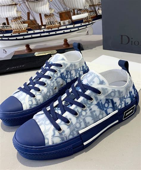 dior navy blue sneakers.